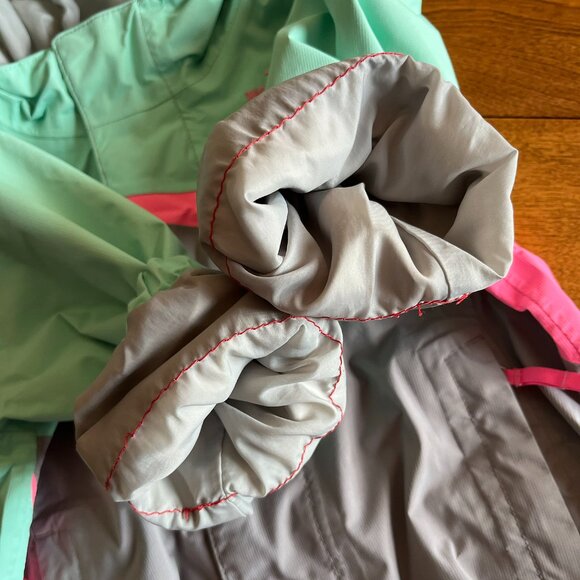 The North Face mint and pink shell jacket 2T - Picture 9 of 16